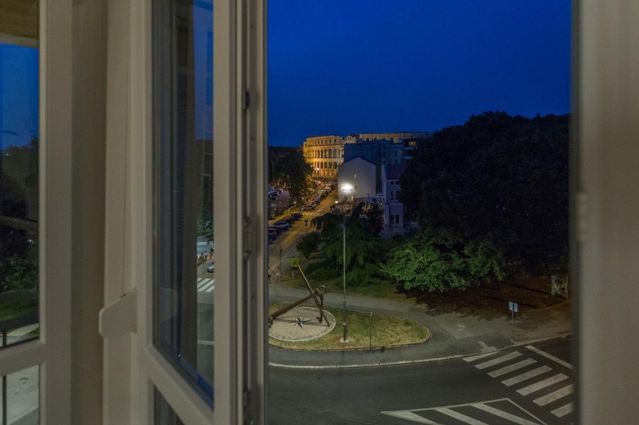 Sylvia Center Apartment พูลา ภายนอก รูปภาพ